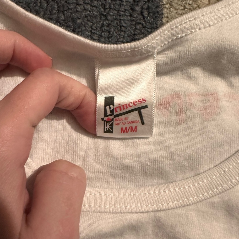 FREE WITH PURCHASE vintage women’s muscle tank - Picture 3 of 4